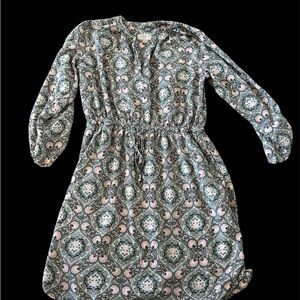 Beautiful pattern Loft dress with POCKETS